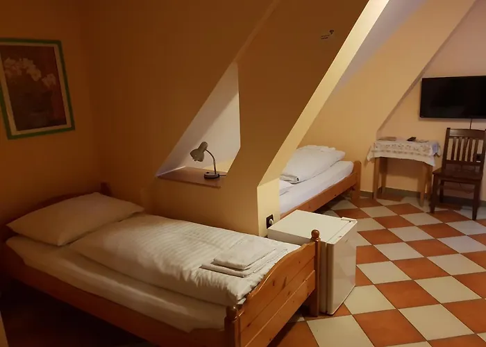 Pirates Hotel Hainburg an der Donau